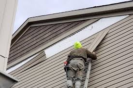 Custom Trim and Detailing for Siding in Wellsville, MO